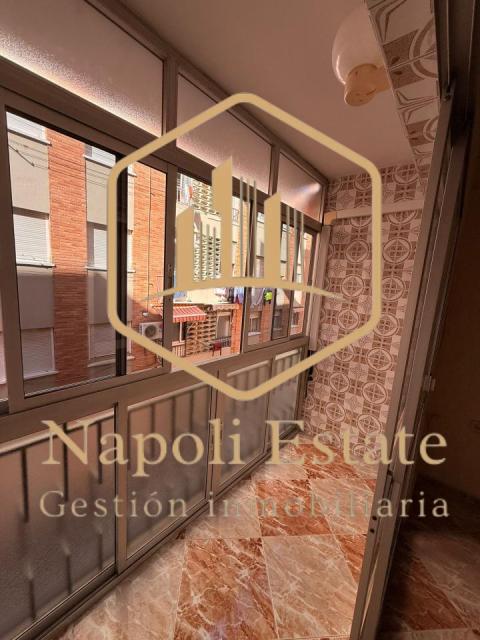 ** GRAN OPORTUNIDAD , PISO 3 HABITACIONES EN NUEVA MALAGA **