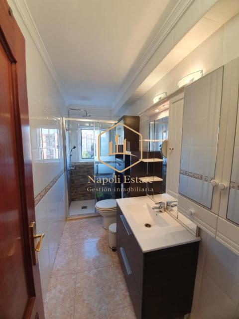 Amplia vivienda con vistas despejadas y excelente ubicación