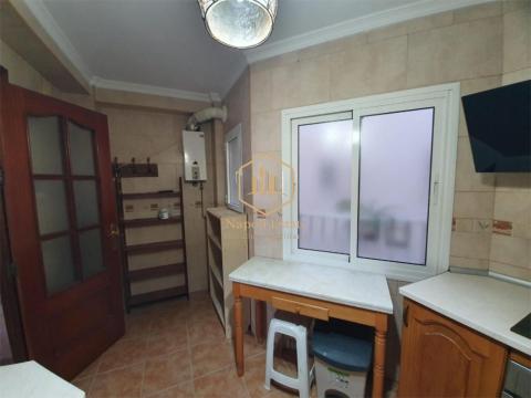 Amplia vivienda con vistas despejadas y excelente ubicación