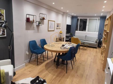 Napoli Estate presenta - Luz, vistas y ubicación premium frente a Vialia