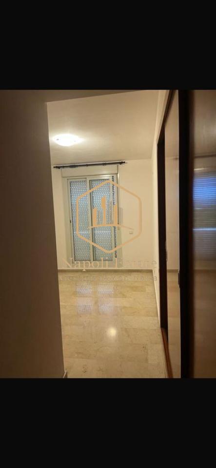 Napoli Estate presenta - Amplio piso de 3 dormitorios para larga temporada sin muebles