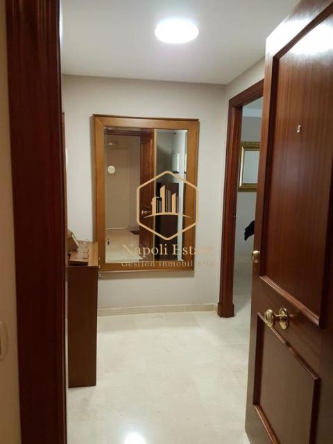 NAPOLI ESTATE presenta este exclusivo piso en alquiler en Málaga