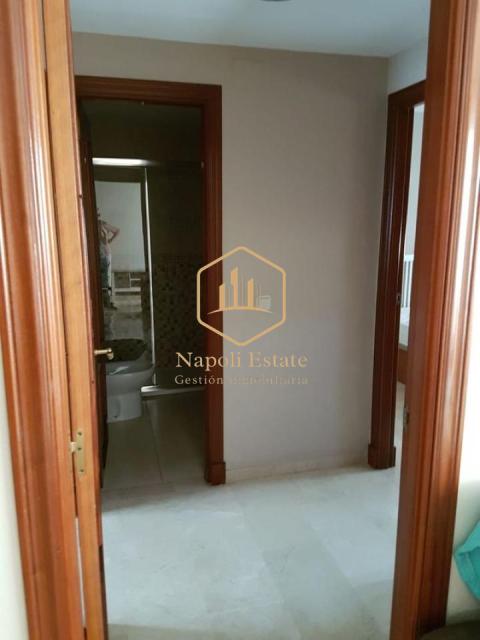 NAPOLI ESTATE presenta este exclusivo piso en alquiler en Málaga