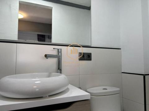 Alquiler Luminoso piso en Huelin con vistas a la Catedral y a pasos de la playa