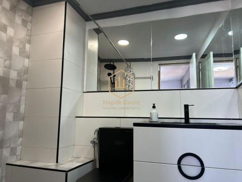 Alquiler Luminoso piso en Huelin con vistas a la Catedral y a pasos de la playa