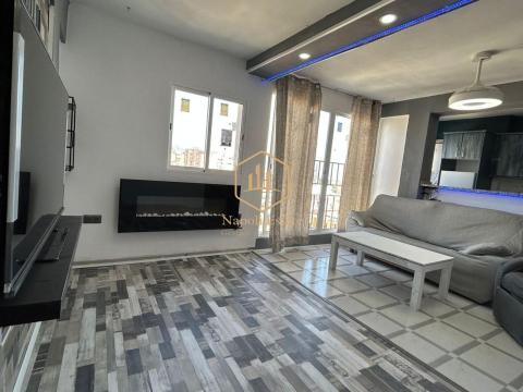 Alquiler Luminoso piso en Huelin con vistas a la Catedral y a pasos de la playa