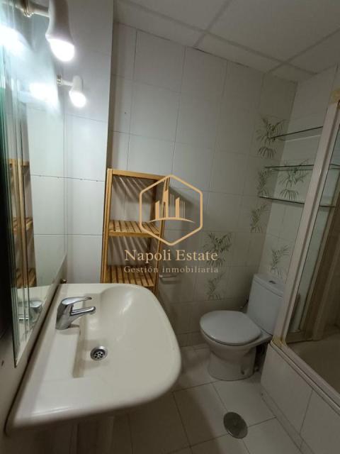 Alquiler piso a 1 minuto de la playa con vistas al mar en Málaga - Larga temporada