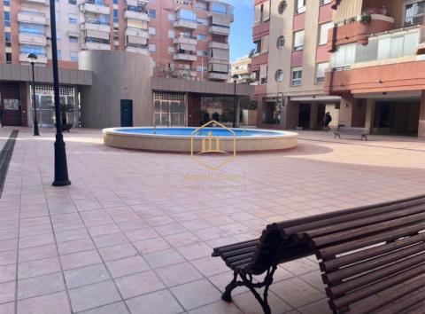 NAPOLI ESTATE presenta EXCLUSIVA propiedad en urbanizacion - Parque Litoral, Málaga